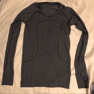 Lululemon Swiftly Tech Long Sleeve Crew